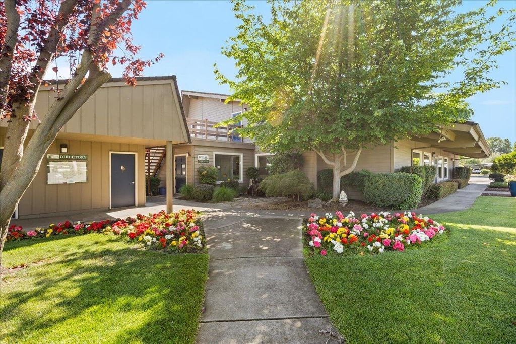 2252 Table Rock Road SPC 128, Medford, OR 97501