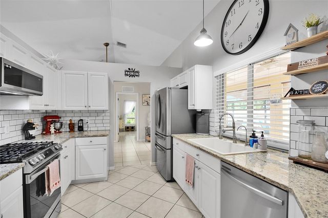 2801 SHEBOYGAN AVENUE, North Port, FL 34286