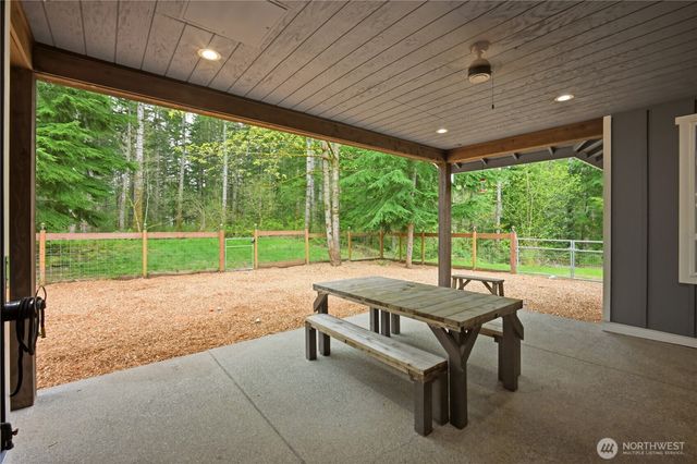 29615 SE 361st Place, Enumclaw, WA 98022