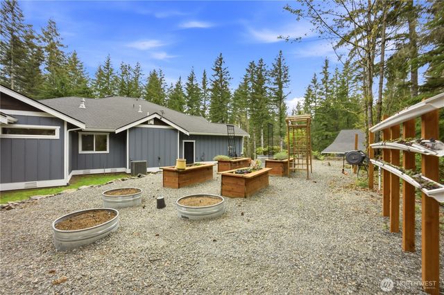 29615 SE 361st Place, Enumclaw, WA 98022