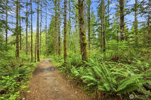 29615 SE 361st Place, Enumclaw, WA 98022
