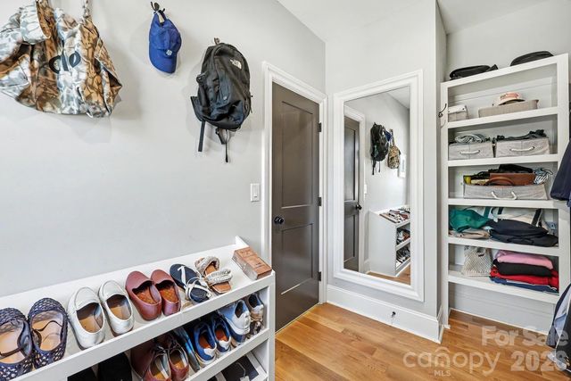 187 N Canterbury Road, Charlotte, NC 28211