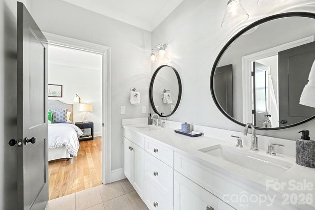 187 N Canterbury Road, Charlotte, NC 28211
