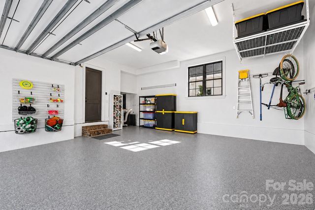 187 N Canterbury Road, Charlotte, NC 28211