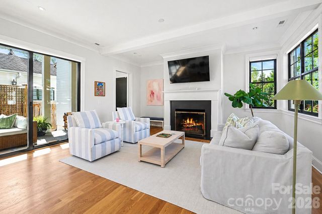 187 N Canterbury Road, Charlotte, NC 28211