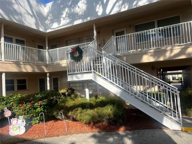 10036 63RD AVENUE N 22, St Petersburg, FL 33708