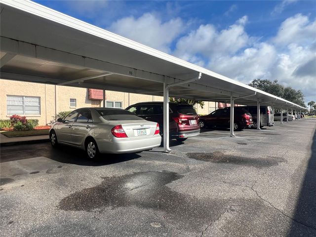 10036 63RD AVENUE N 22, St Petersburg, FL 33708