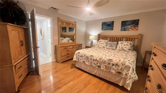 10036 63RD AVENUE N 22, St Petersburg, FL 33708