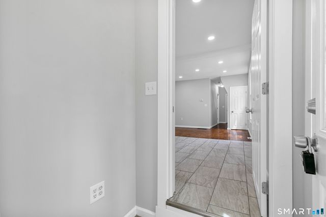 196 Farren Avenue, New Haven, CT 06513