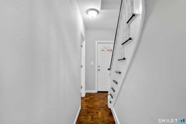 196 Farren Avenue, New Haven, CT 06513