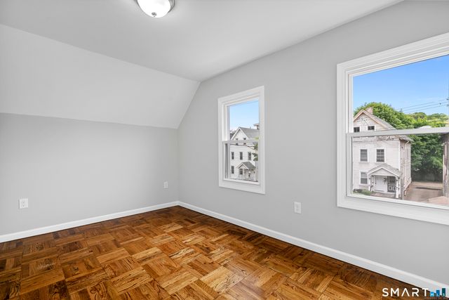 196 Farren Avenue, New Haven, CT 06513