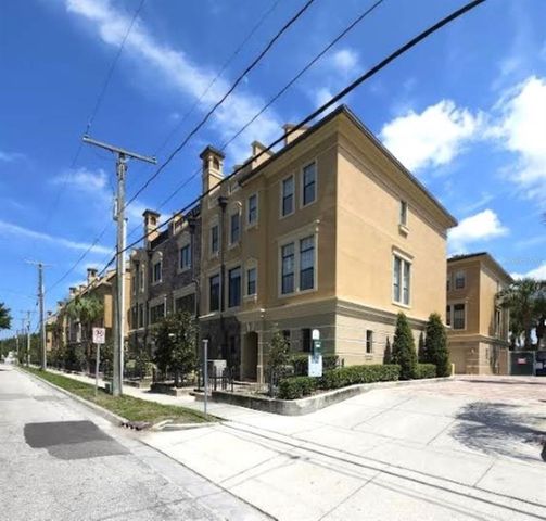 2203 SOHO BAY COURT, Tampa, FL 33606