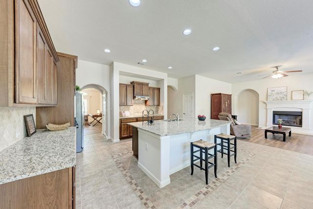 121 Quarry Park CV, Liberty Hill, TX 78642