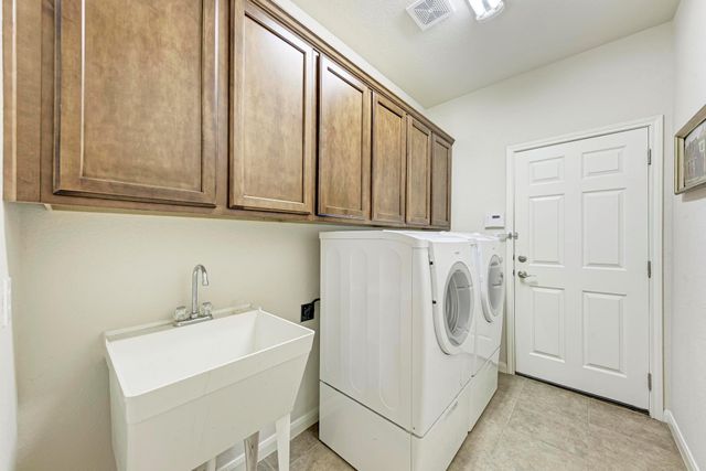 121 Quarry Park CV, Liberty Hill, TX 78642