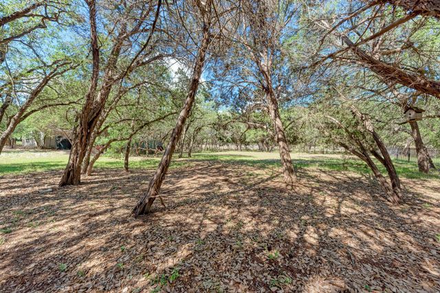 121 Quarry Park CV, Liberty Hill, TX 78642