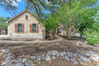 121 Quarry Park CV, Liberty Hill, TX 78642