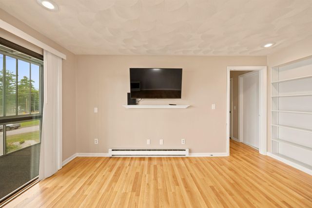 883 Weirs Blvd Unit 1, Laconia, NH 03246