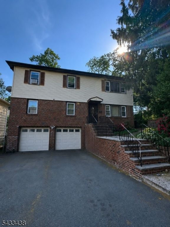 22 Evelyn Ct, Maplewood Twp., NJ 07040
