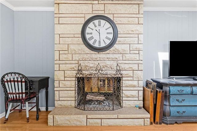 8712 WAVERLY Avenue, Kansas City, KS 66109