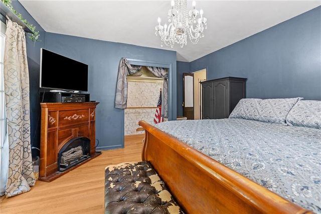 8712 WAVERLY Avenue, Kansas City, KS 66109