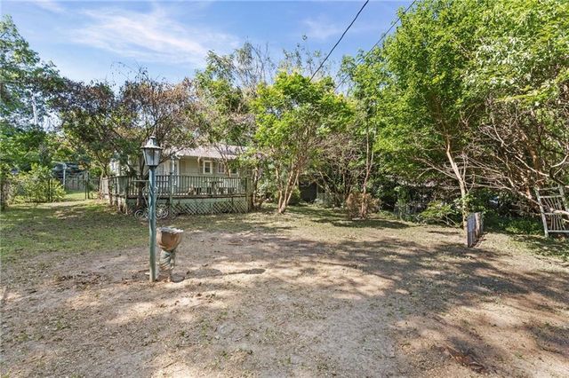 8712 WAVERLY Avenue, Kansas City, KS 66109