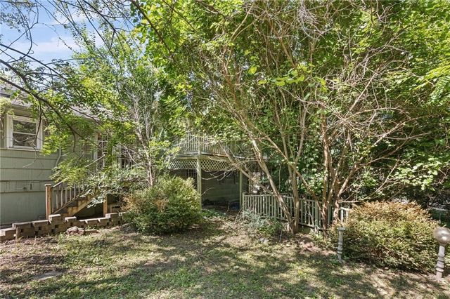 8712 WAVERLY Avenue, Kansas City, KS 66109