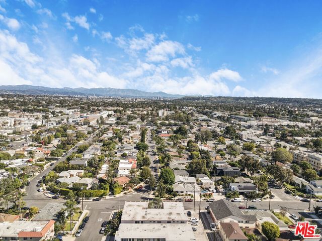 3945 Frances Avenue, Los Angeles, CA 90066