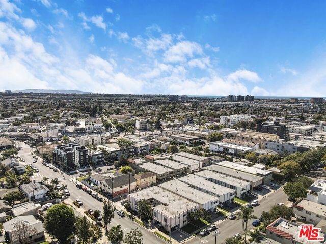 3945 Frances Avenue, Los Angeles, CA 90066