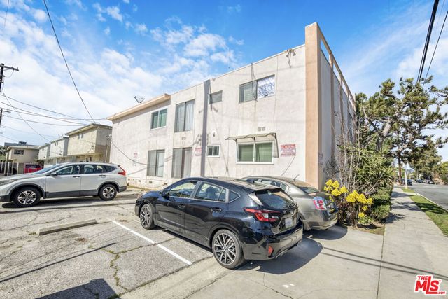 3945 Frances Avenue, Los Angeles, CA 90066