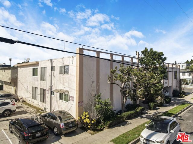 3945 Frances Avenue, Los Angeles, CA 90066