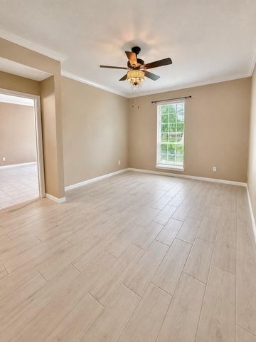 2400 N Braeswood Boulevard 107, Houston, TX 77030