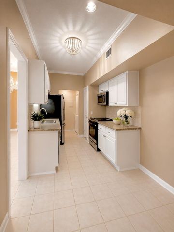 2400 N Braeswood Boulevard 107, Houston, TX 77030