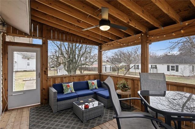 126 S OAK Street, Gardner, KS 66030