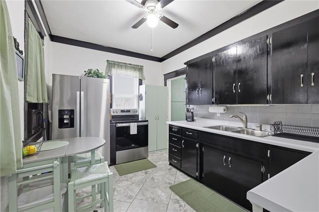 126 S OAK Street, Gardner, KS 66030