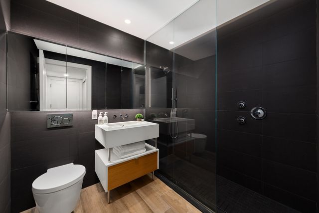 318 E 81st St Apt 6, New York City, NY 10028