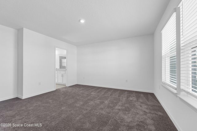 876 Castleford Avenue NE, Palm Bay, FL 32905