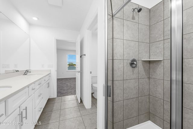 876 Castleford Avenue NE, Palm Bay, FL 32905