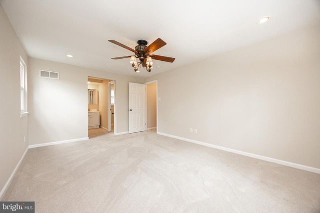 401 BAKER LN, Coatesville, PA 19320