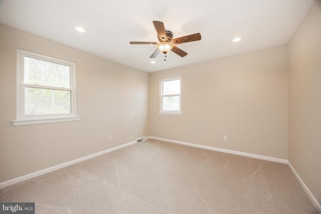 401 BAKER LN, Coatesville, PA 19320