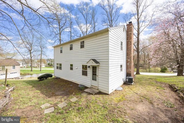 401 BAKER LN, Coatesville, PA 19320