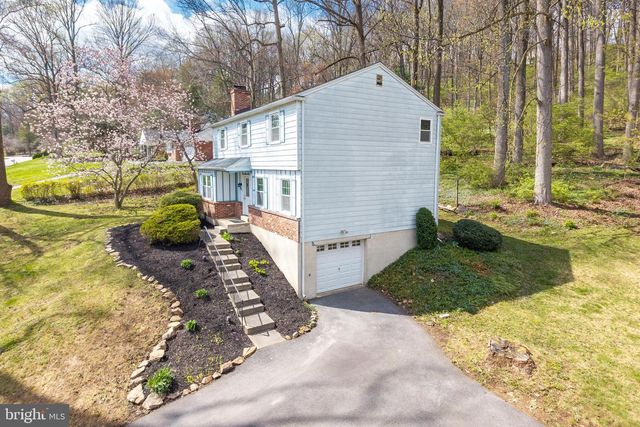 401 BAKER LN, Coatesville, PA 19320