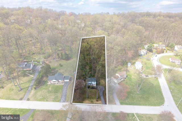 401 BAKER LN, Coatesville, PA 19320