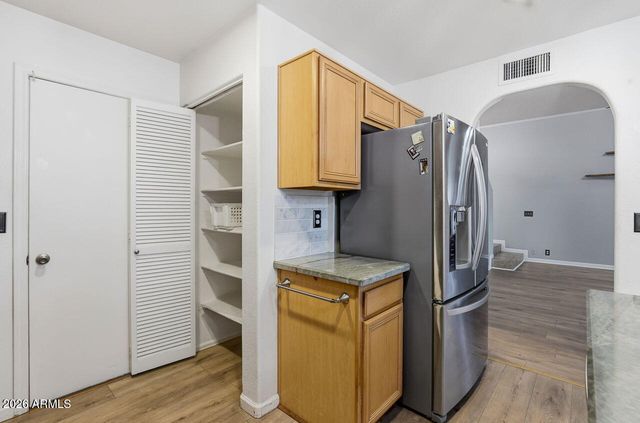 7505 W KRISTAL Way, Glendale, AZ 85308