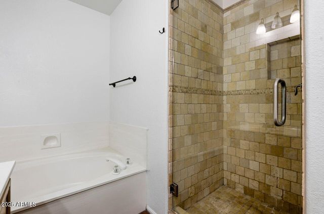 7505 W KRISTAL Way, Glendale, AZ 85308