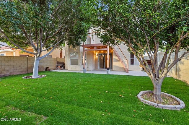 7505 W KRISTAL Way, Glendale, AZ 85308