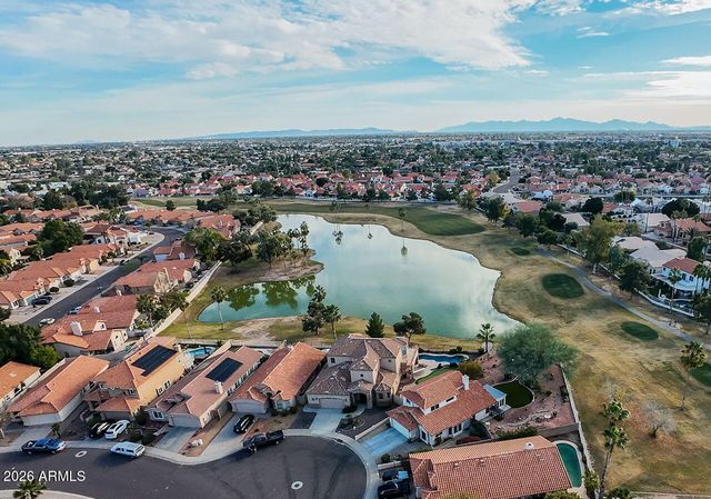 7505 W KRISTAL Way, Glendale, AZ 85308