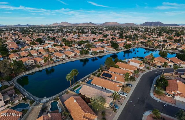 7505 W KRISTAL Way, Glendale, AZ 85308