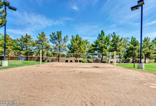 7505 W KRISTAL Way, Glendale, AZ 85308