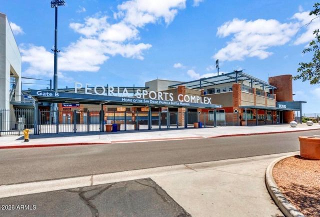 7505 W KRISTAL Way, Glendale, AZ 85308