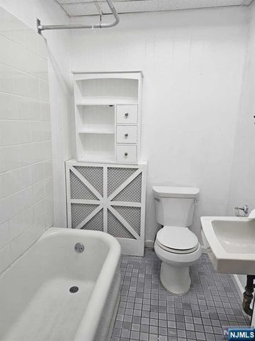 482 Sterling Place 1st Floor, Ridgewood, NJ 07450